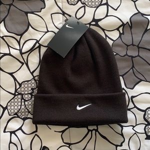Nike Accessories - NEW! Nike swoosh cuffed beanie knit hat Nike Accessories - NEW! Nike swoosh cuffed beanie knit hat